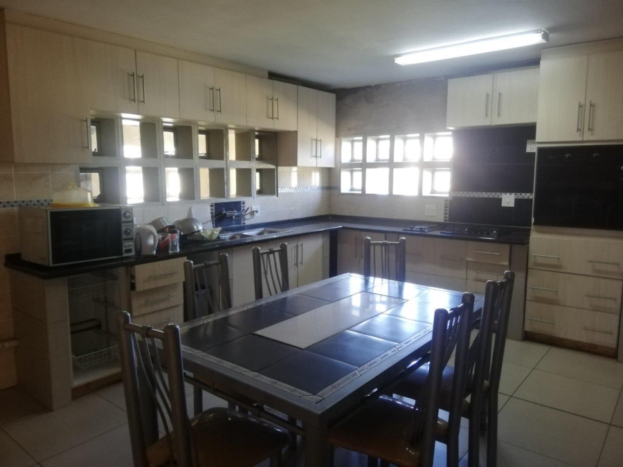 10 Bedroom Property for Sale in Orkney North West